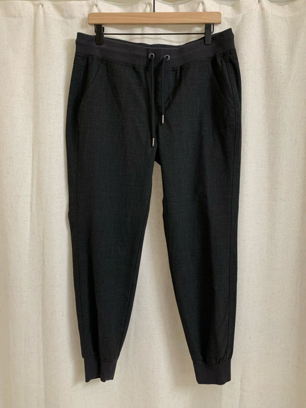Athleta Wool Blend Black Heather Rib City Jogger Slouchy Fit Tapered Leg 10 - Picture 2 of 11